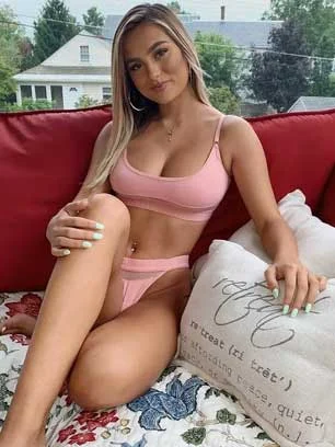 Model Escorts in chhatarpur